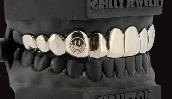 Minimalist Grillz