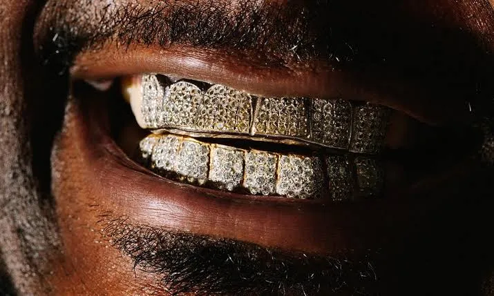 Bottom teeth grillz